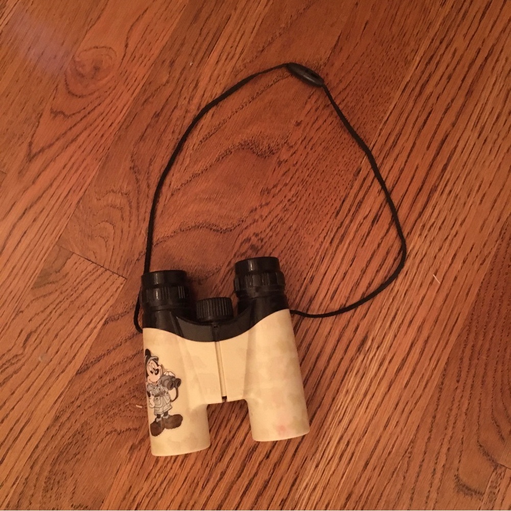 2006 Walt Disney World Animal Kingdom Binoculars